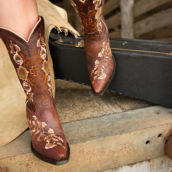 Macie Bean Shoes Macie Bean Floral Embroidered Cowboy Boots Sz M Women Poshmark
